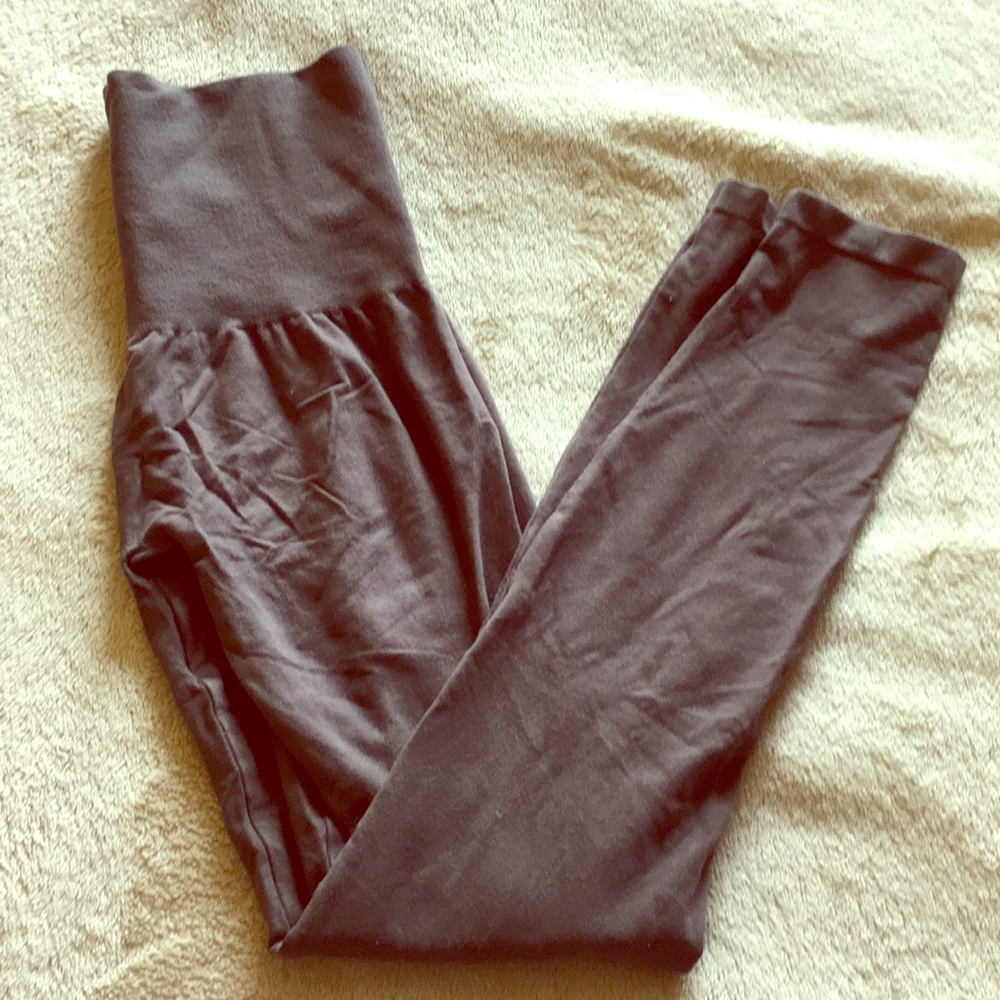 M. Rena Tummy Tuck leggings in gray